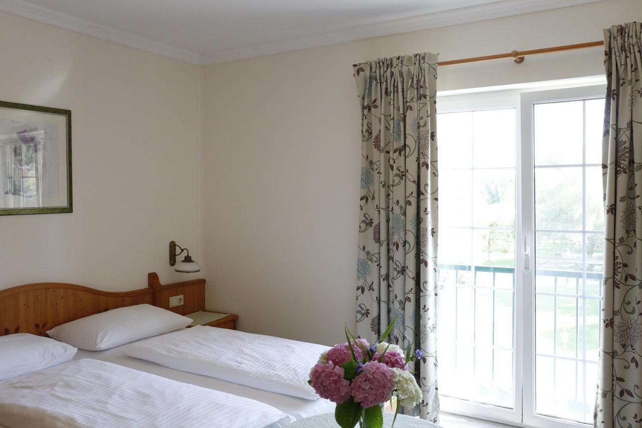 Birkenhof Gols - B & B - Wohlfuehl Hotel Mit Wochenend-Restaurant المظهر الخارجي الصورة