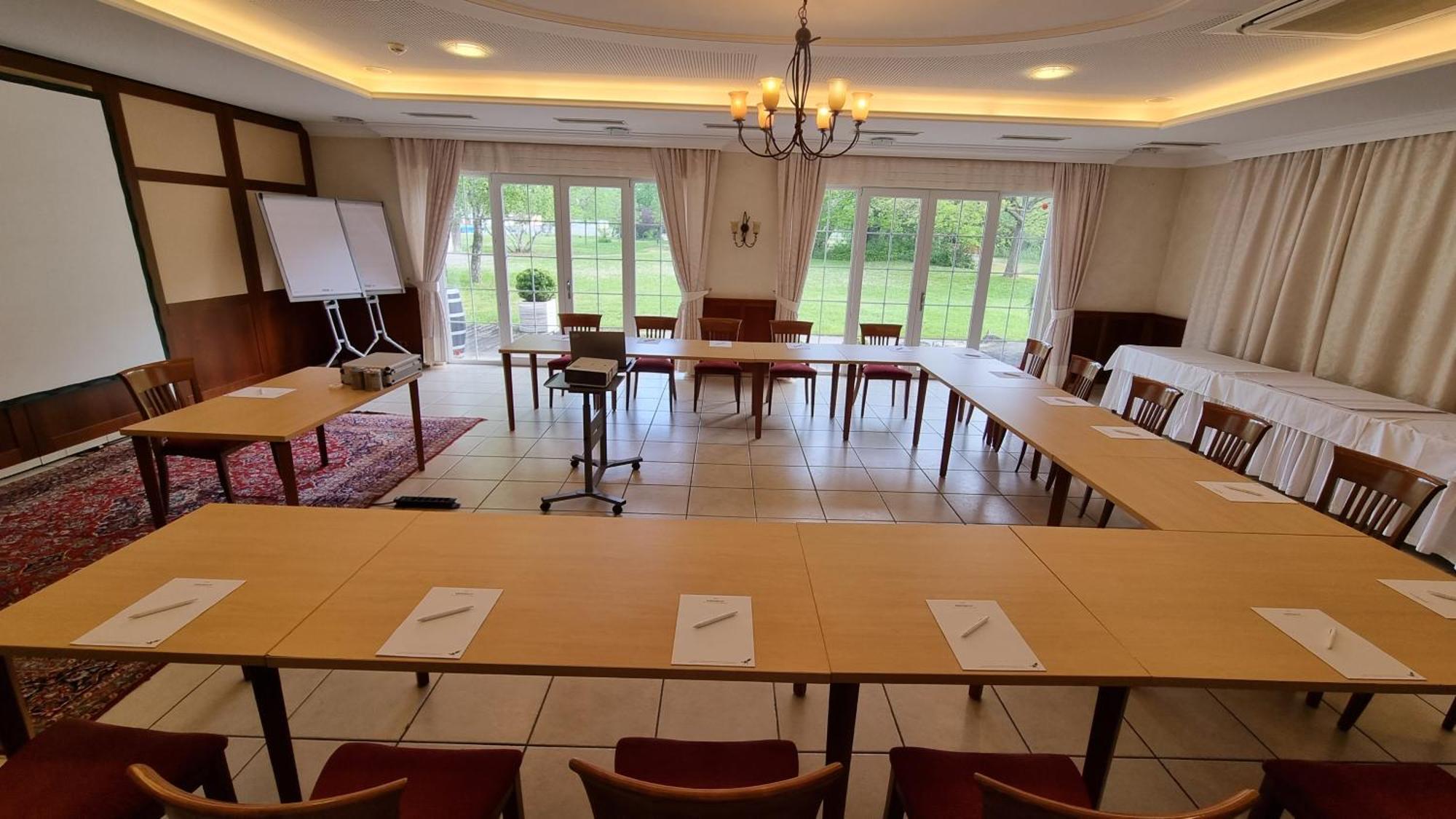Birkenhof Gols - B & B - Wohlfuehl Hotel Mit Wochenend-Restaurant المظهر الخارجي الصورة