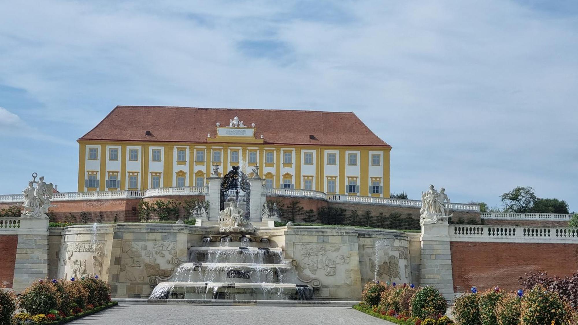 Birkenhof Gols - B & B - Wohlfuehl Hotel Mit Wochenend-Restaurant المظهر الخارجي الصورة