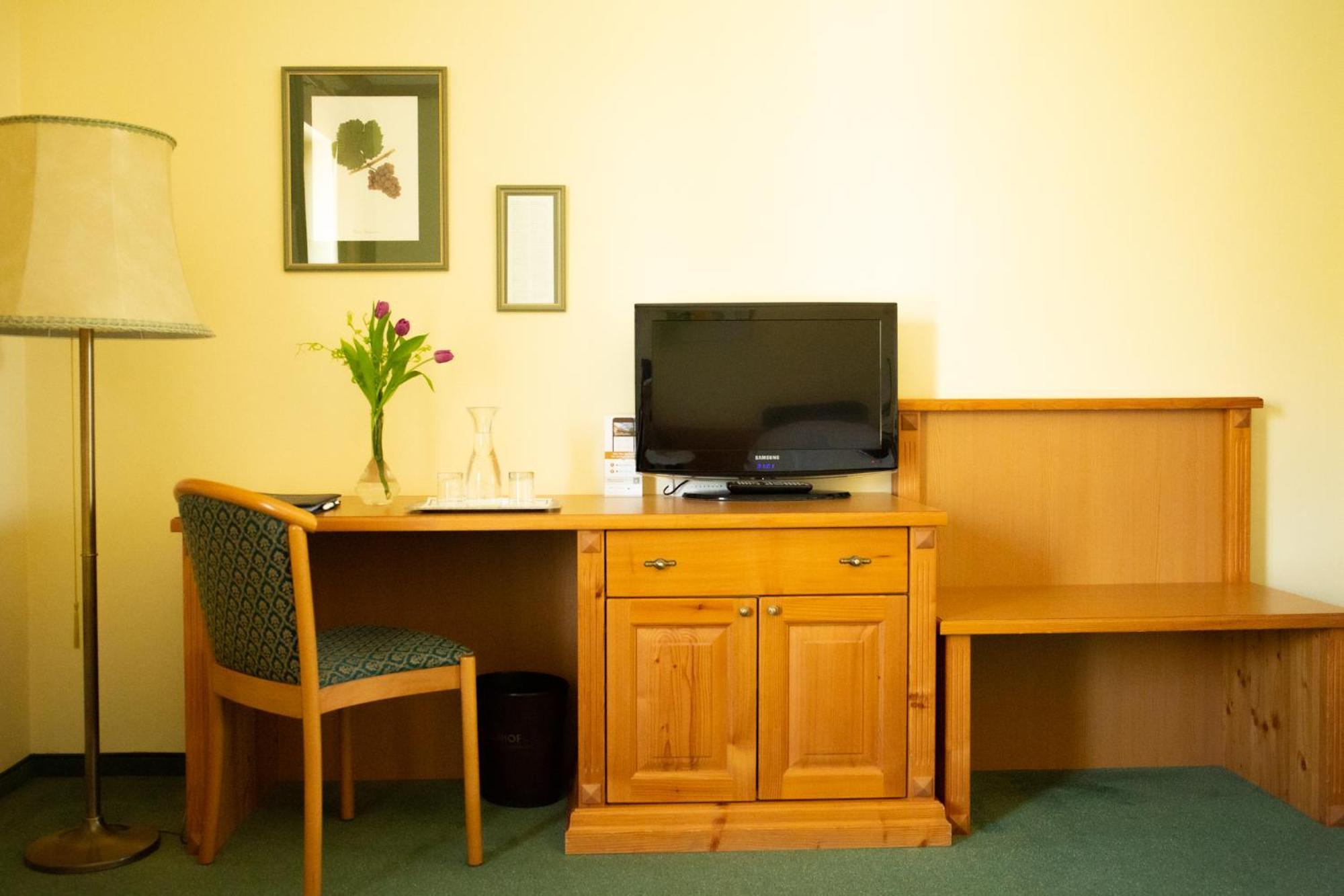 Birkenhof Gols - B & B - Wohlfuehl Hotel Mit Wochenend-Restaurant المظهر الخارجي الصورة