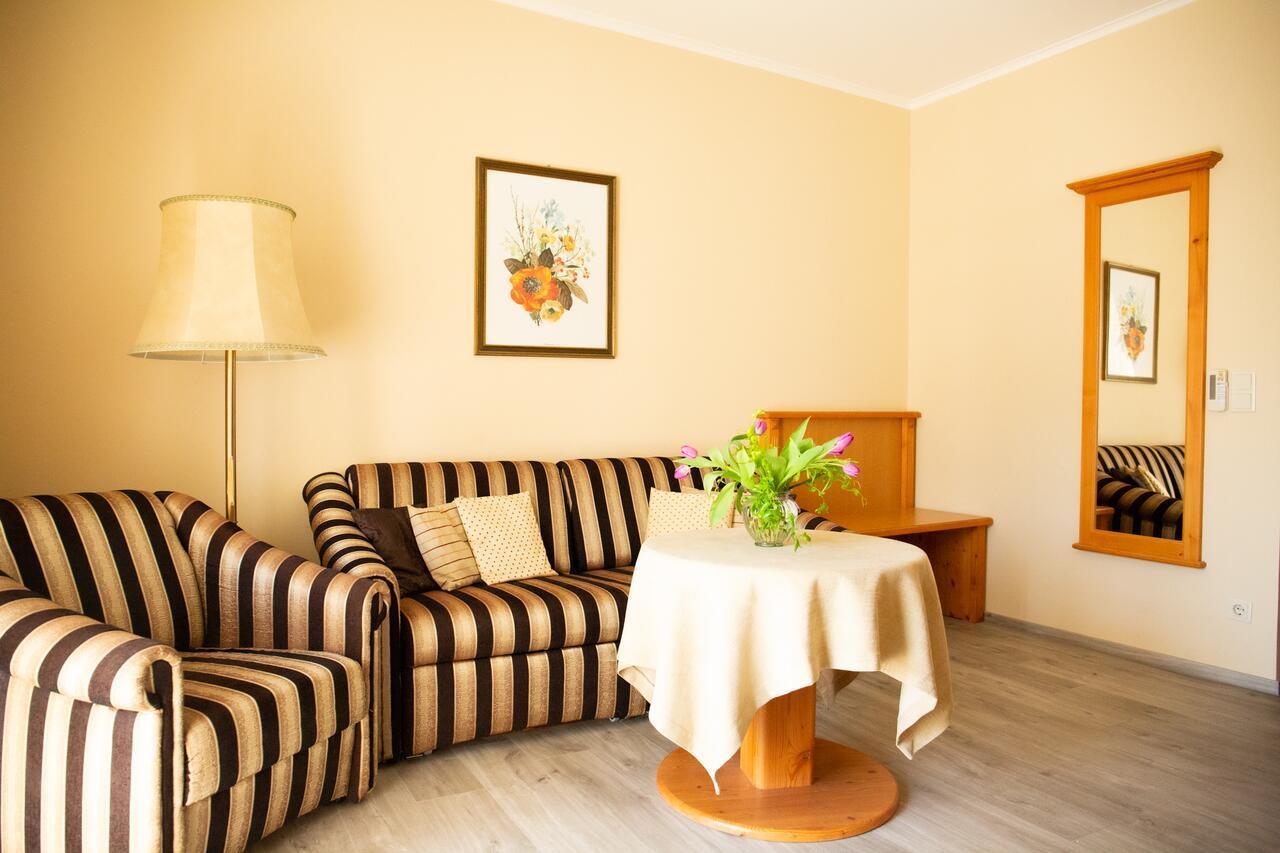 Birkenhof Gols - B & B - Wohlfuehl Hotel Mit Wochenend-Restaurant المظهر الخارجي الصورة